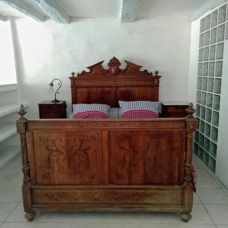 Studio Quercy Blanc Сasa de vacaciones